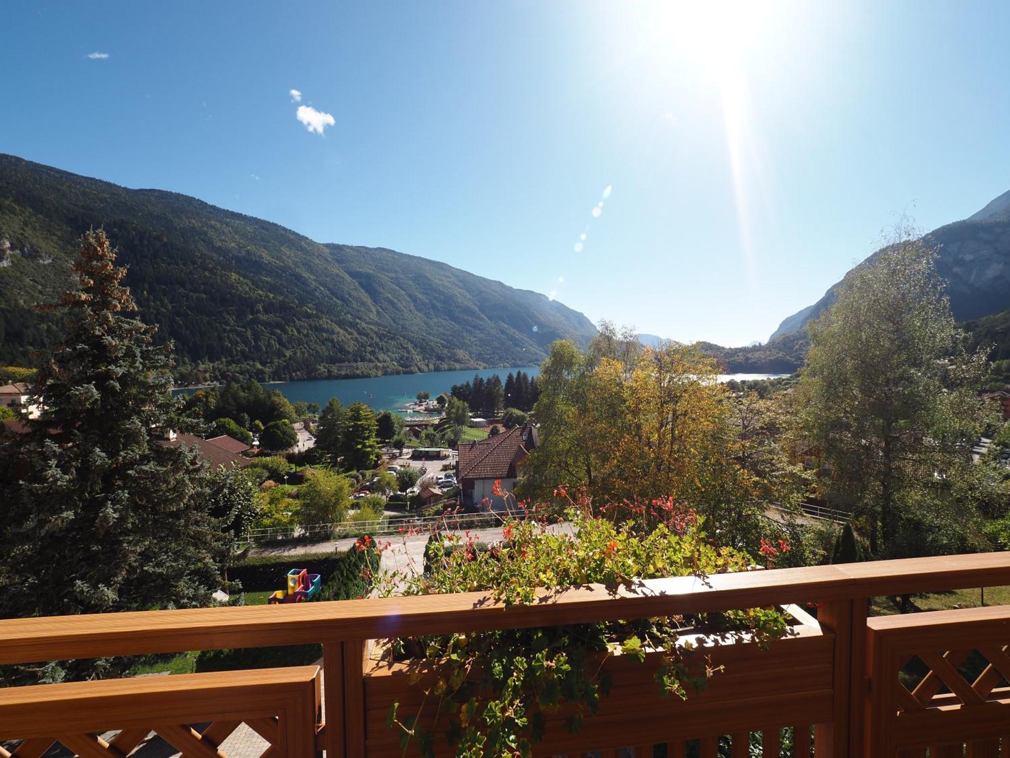 Hotel Europa Molveno Bagian luar foto