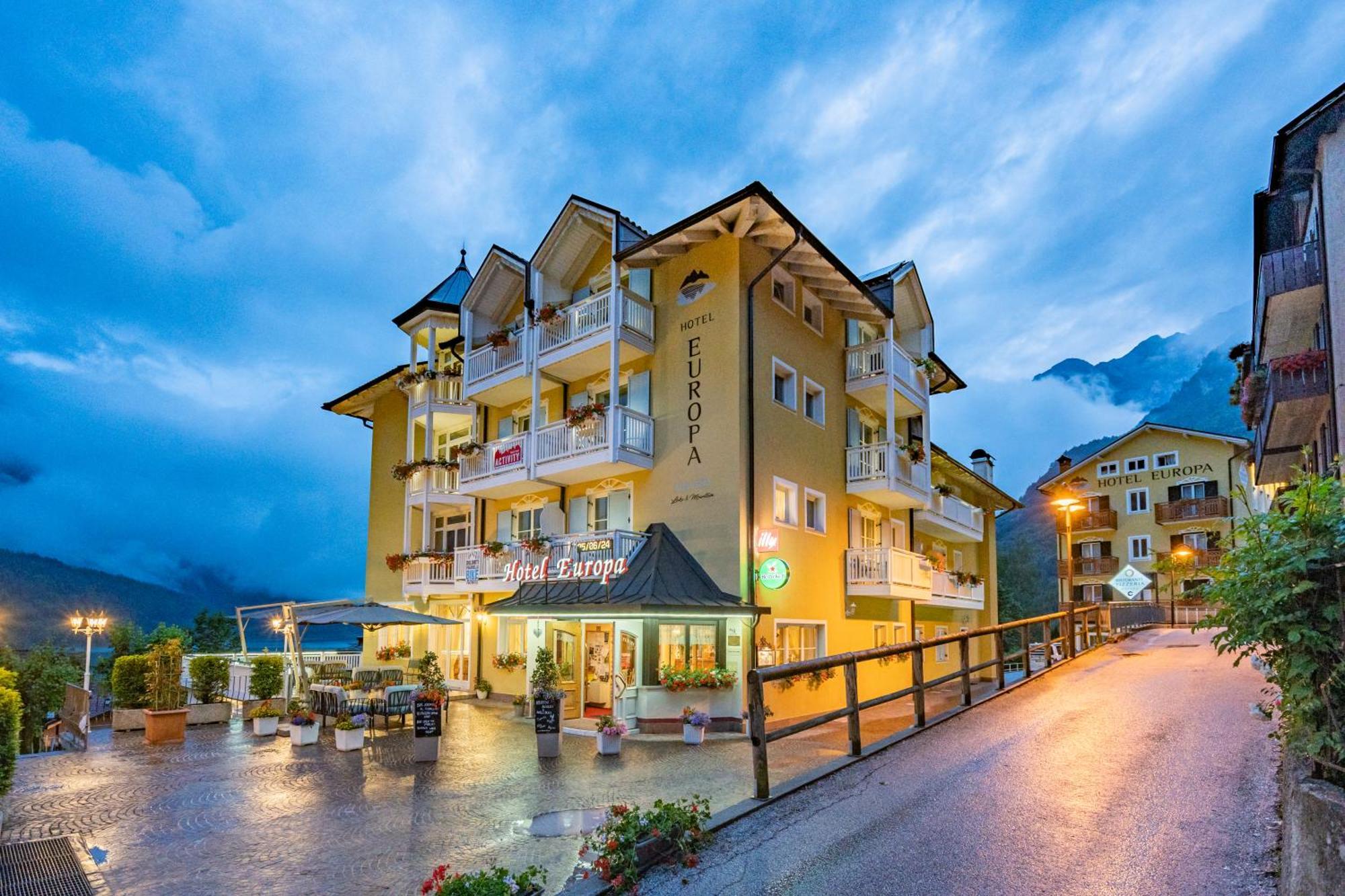 Hotel Europa Molveno Bagian luar foto